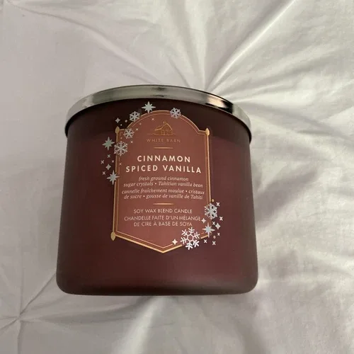 White Barn, Cinnamon Spiced Vanilla, Scented Candle, 14.5oz, bra