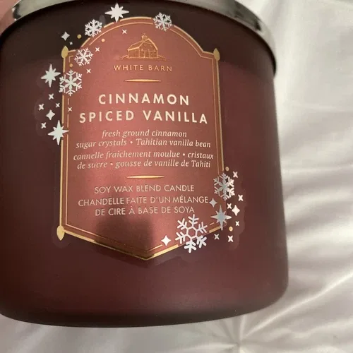 White Barn, Cinnamon Spiced Vanilla, Scented Candle, 14.5oz, bra image indicator(6)