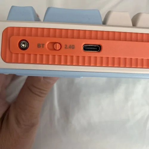 M68 3 Mode Wireless Keyboard image indicator(9)