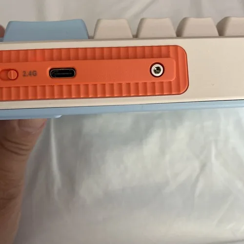 M68 3 Mode Wireless Keyboard image indicator(10)