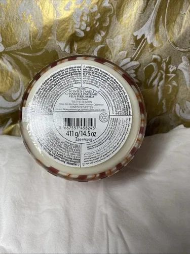 BATH & BODY WORKS TIS THE SEASON CANDLE 14.5oz image indicator(3)