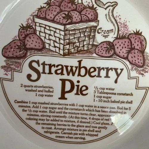 Strawberry pie plate with recipe image indicator(8)