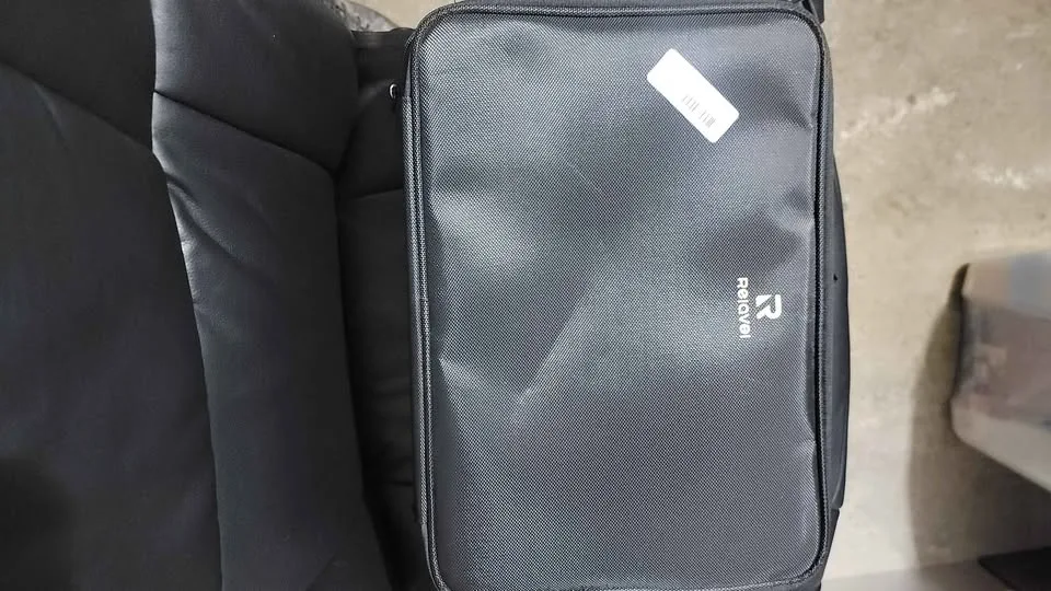 Makeup bag 16L x 11h image indicator(4)