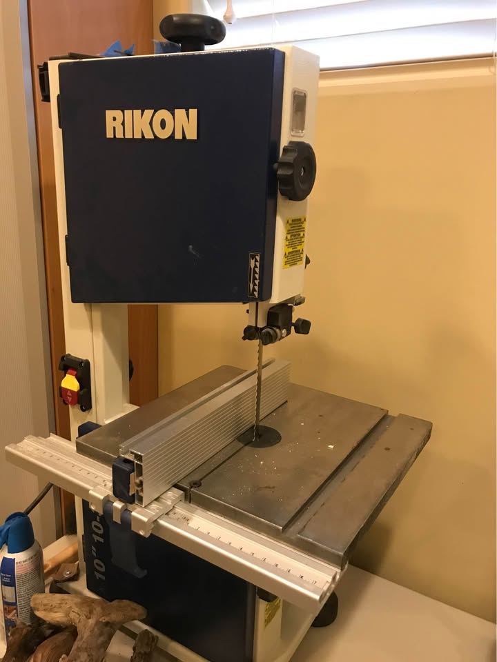 Rikon 10 Deluxe Bandsaw (Model 10-3061)