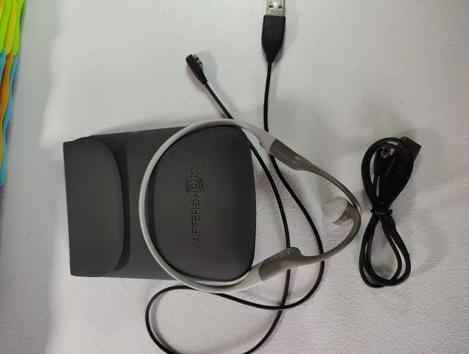 Shokz OpenRun (AfterShokz Aeropex) - Headphones image indicator(2)