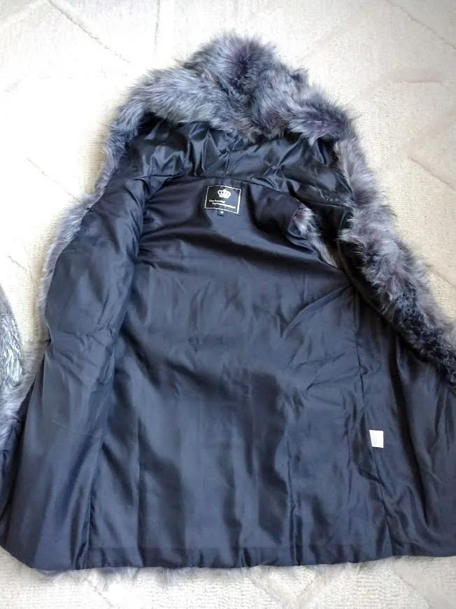 Luxury Fur Hoodie thumbnail