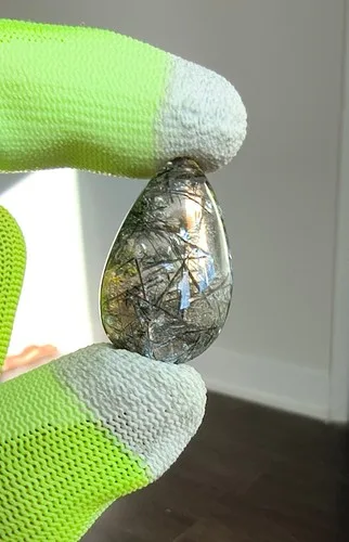 56 CTS, Lodolite Quartz, Cut & Polished, 3.2x1.8x1 cm image indicator(2)