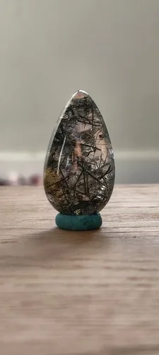 56 CTS, Lodolite Quartz, Cut & Polished, 3.2x1.8x1 cm image indicator(5)