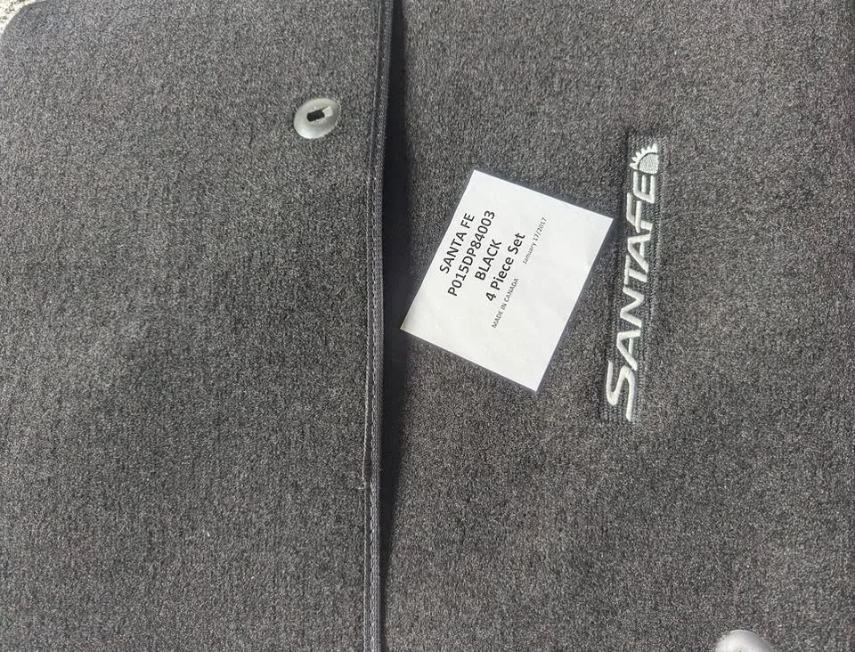 Brand New 2016 Hyundai Santa Fe FloorLiner image indicator(2)