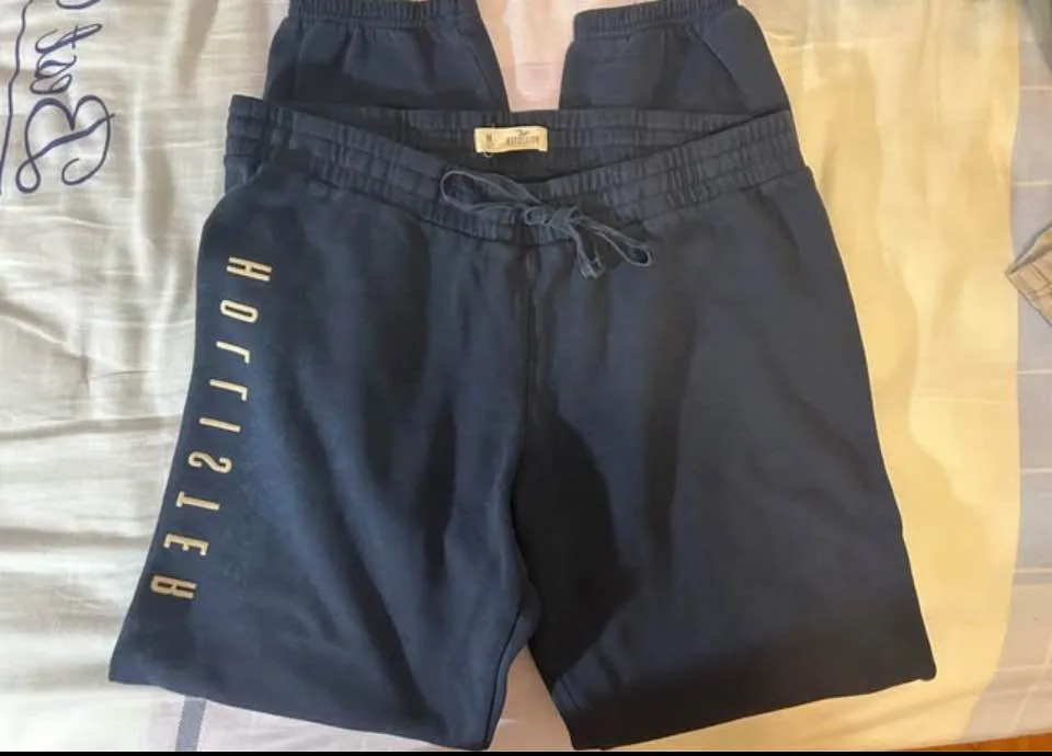Vintage Hollister sweats image indicator(2)