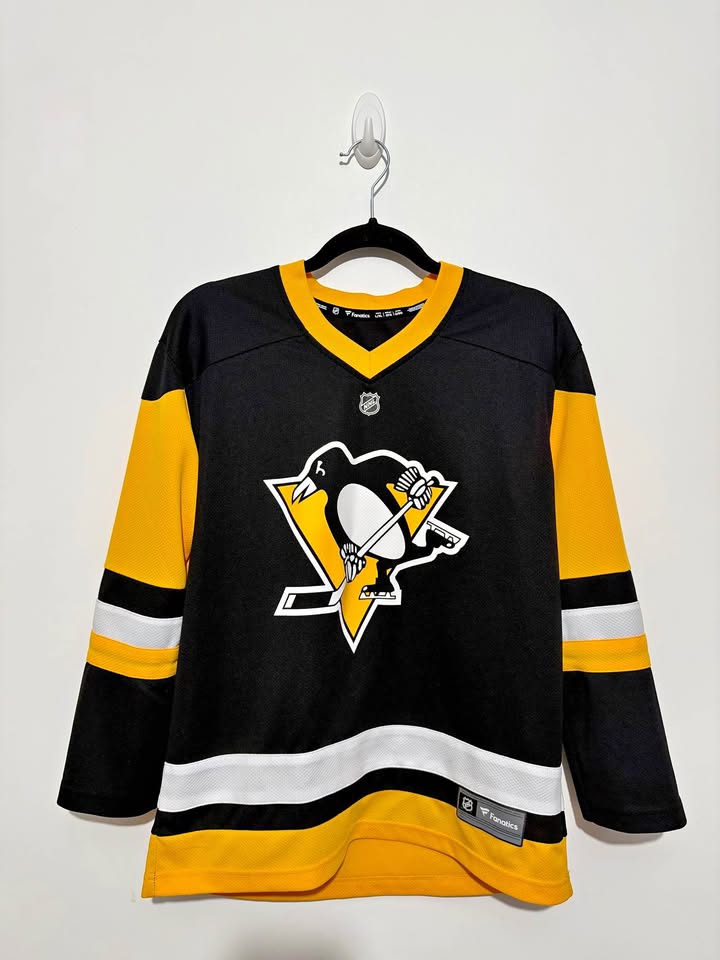 Pittsburgh Penguins Hockey Jersey Youth L/XL (Fits Men’s Small)