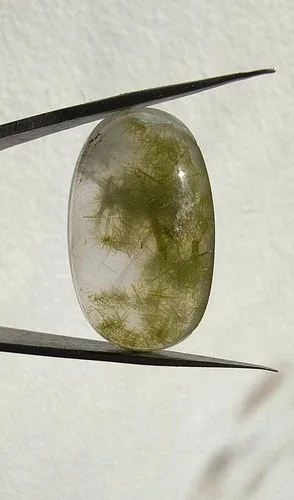 18 CTS, Quartz With Epidote Inclusion image indicator(10)