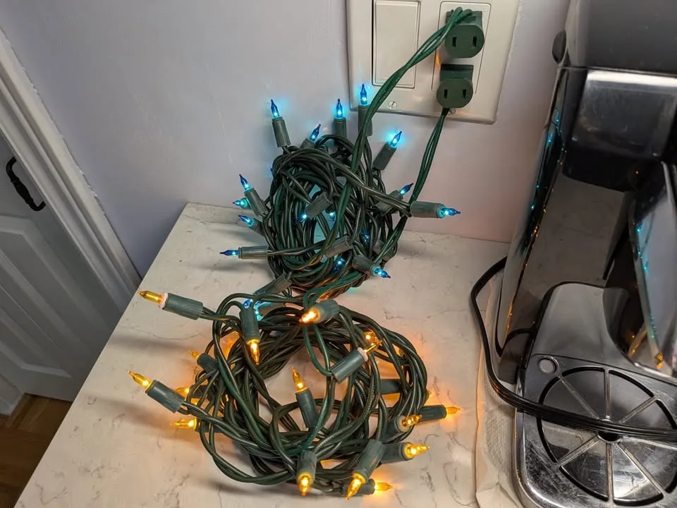 Christmas Lights 6', 24 Mini String Lights, Waterproof Indoor Ou image indicator(2)