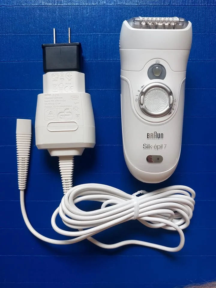 Braun Silk-épil 7 Epilator and Wet/Dry Shaver image indicator(7)