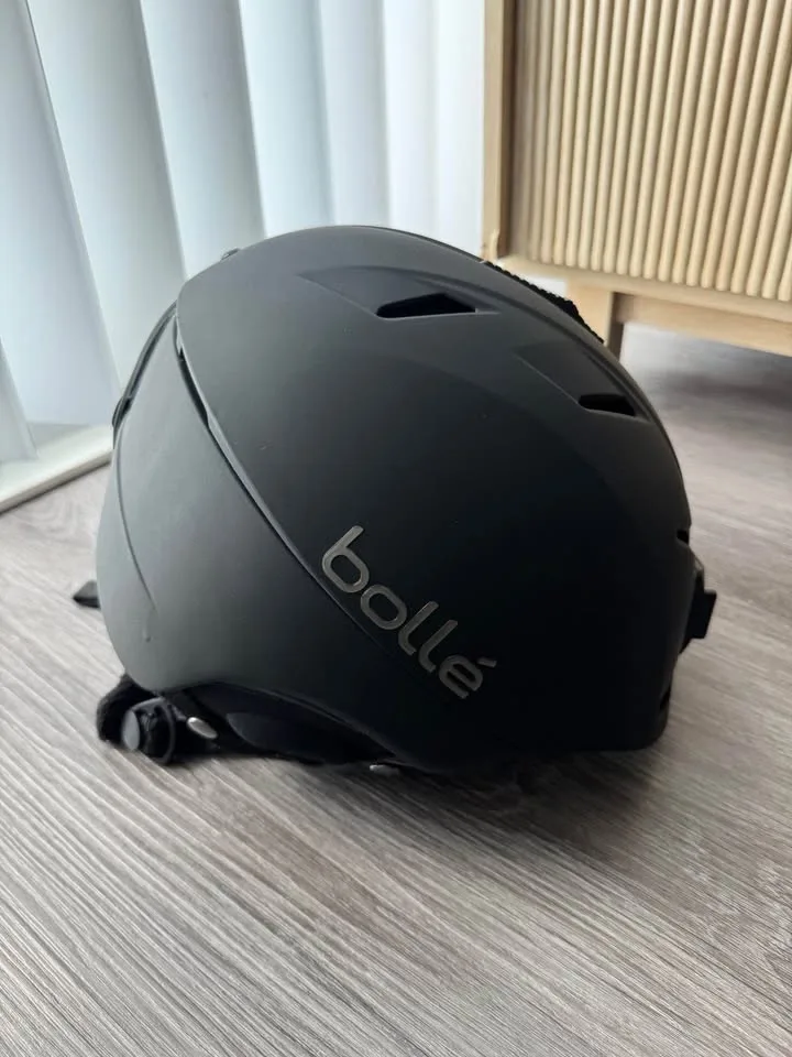 Bollé ski helmet (adult/ black) image indicator(3)