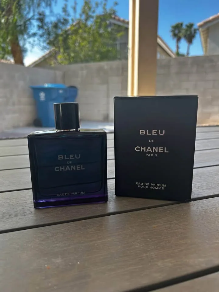 BLEU DE CHANEL EDP image indicator(2)