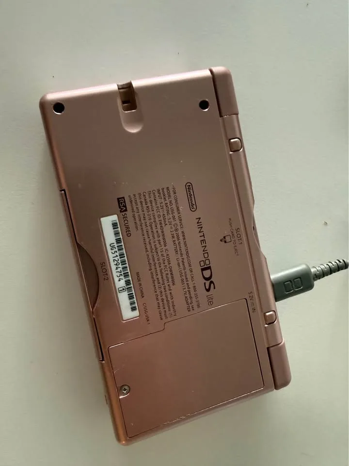 Nintendo DS Lite Console Pink Rose no style list Pre owned image indicator(3)