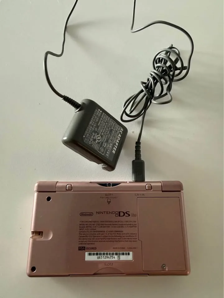 Nintendo DS Lite Console Pink Rose no style list Pre owned image indicator(4)