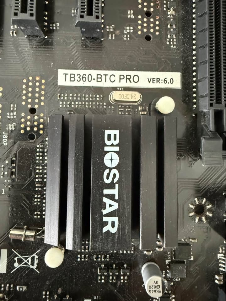 Motherboard with processor and memory - photo 3