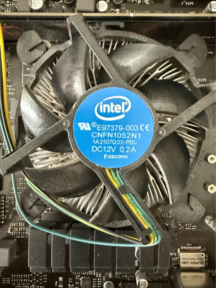 Motherboard with processor and memory - photo 4