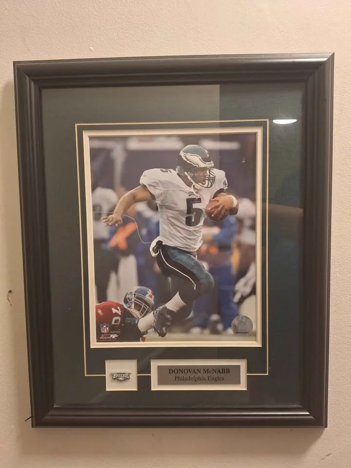 Assorted frames and decors image indicator(4)