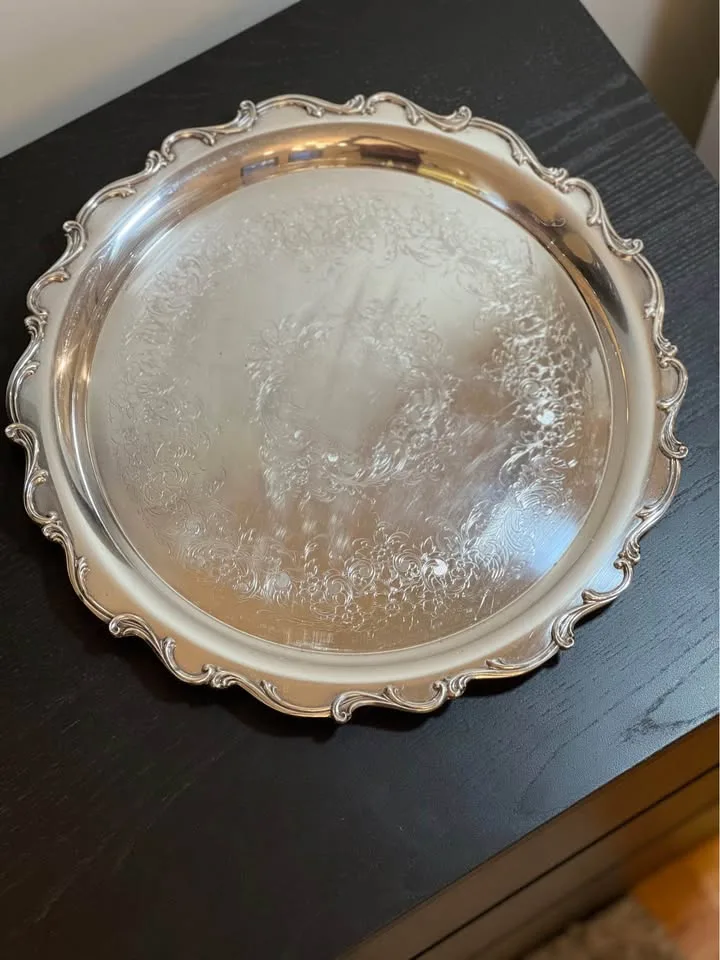 Webster Wilcox Silver-plated Serving Tray 14.5” image indicator(3)