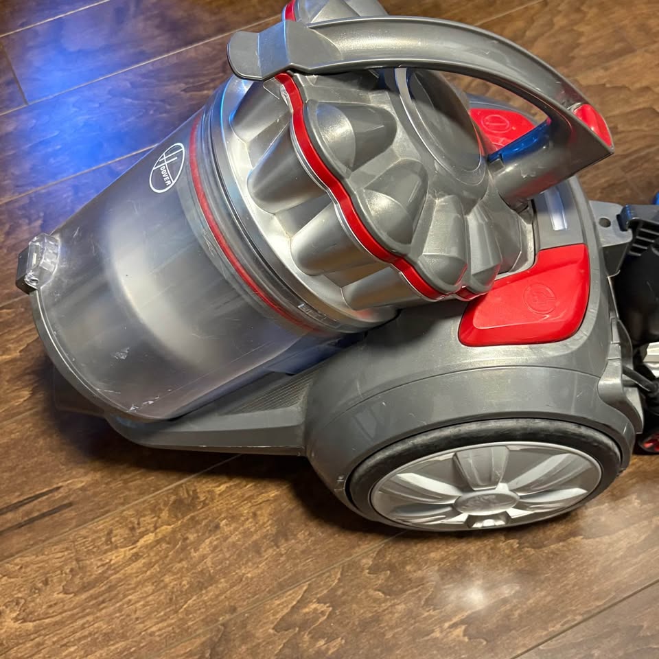 Hoover Pro Deluxe Bagless Canister Vacuum, SH40230CA - photo 4
