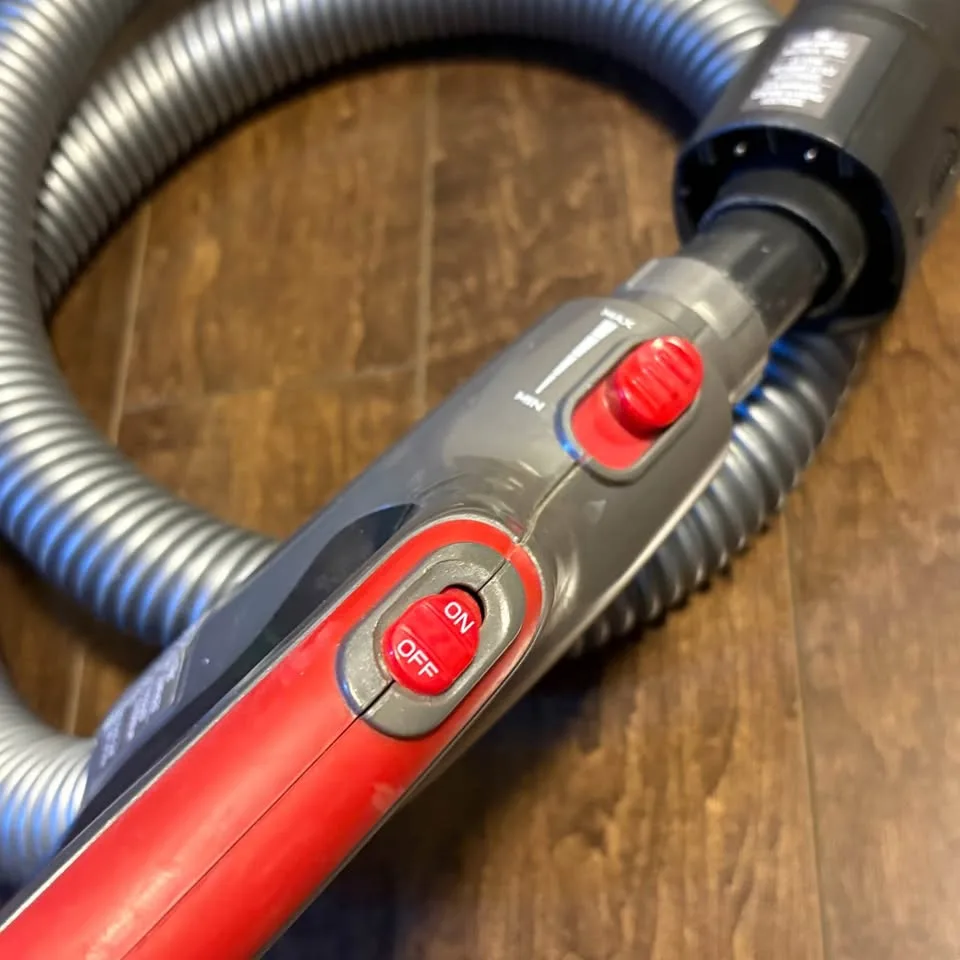 Hoover Pro Deluxe Bagless Canister Vacuum, SH40230CA image indicator(6)