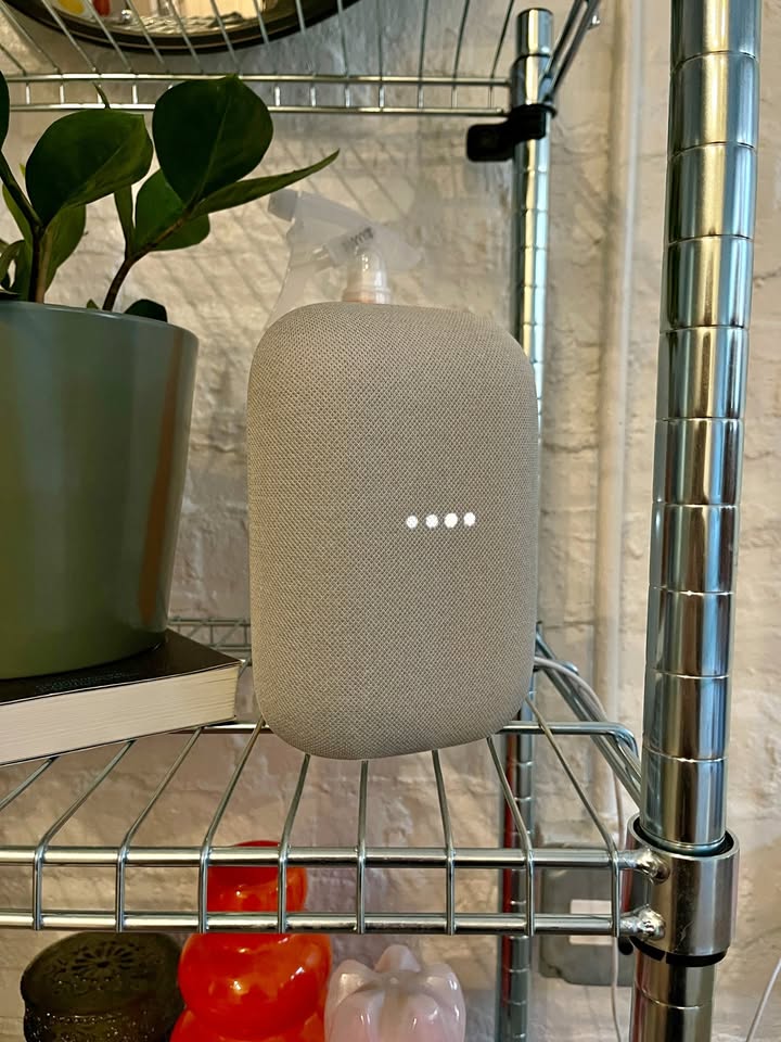 Google Nest Audio (Chalk) - Like New