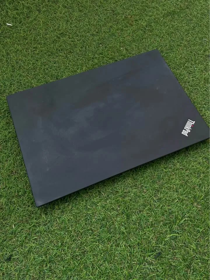 Lenovo ThinkPad P15s Gen 2 - i7 / 32GB RAM / Touchscreen image indicator(2)