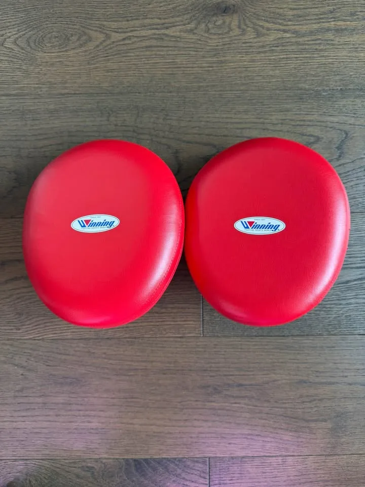 Winning Boxing Mitt CM-50 image indicator(2)