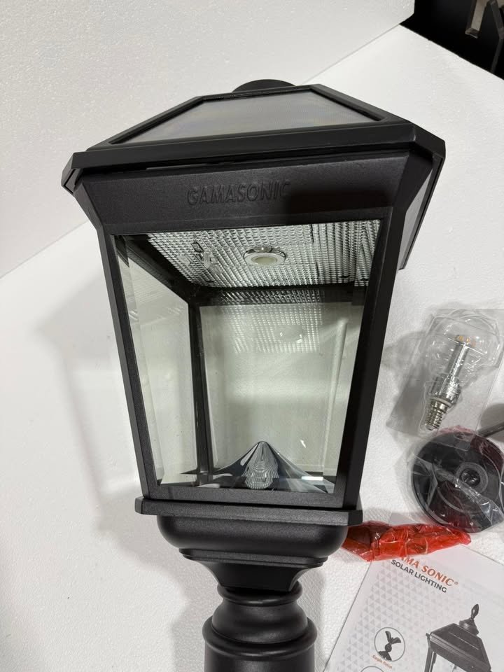 Gama Sonic Solar Lamp Post Light – Black Aluminum, 2700K (NEW!) - photo 3