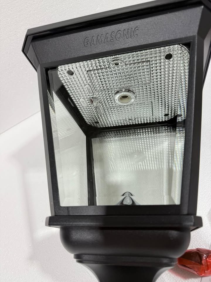 Gama Sonic Solar Lamp Post Light – Black Aluminum, 2700K (NEW!) - photo 4