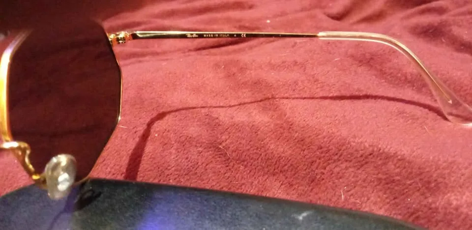 Ray Ban Octagonal Gold Frame Sunglasses image indicator(4)