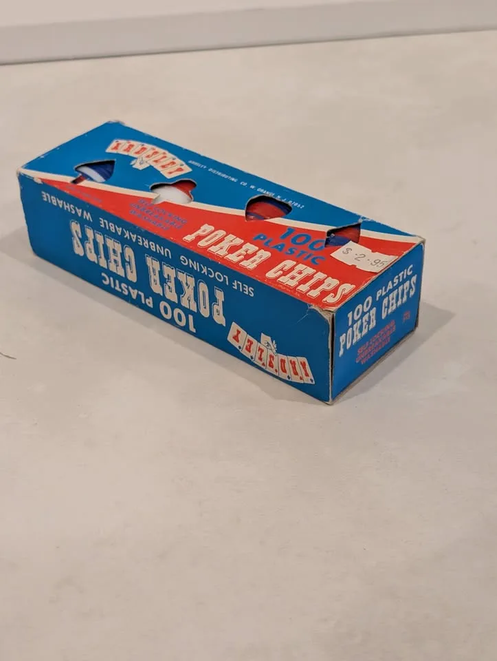 Vintage Ardsley 100 Plastic Poker Chips image indicator(2)