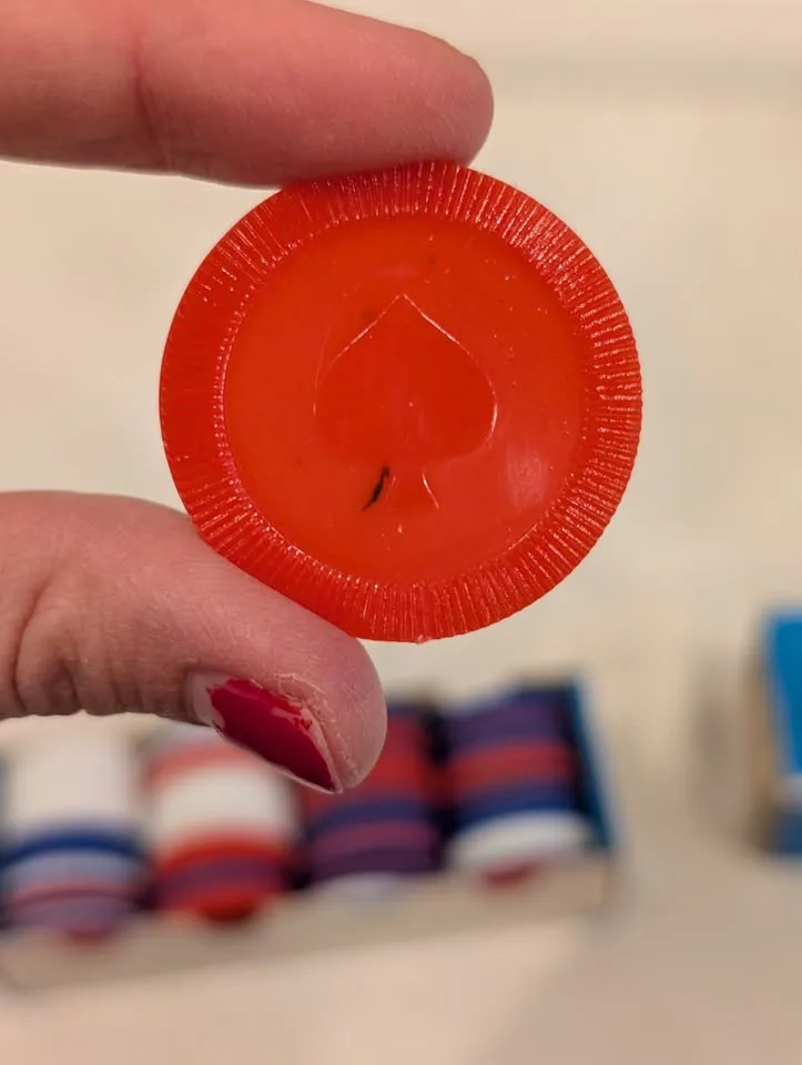 Vintage Ardsley 100 Plastic Poker Chips image indicator(7)