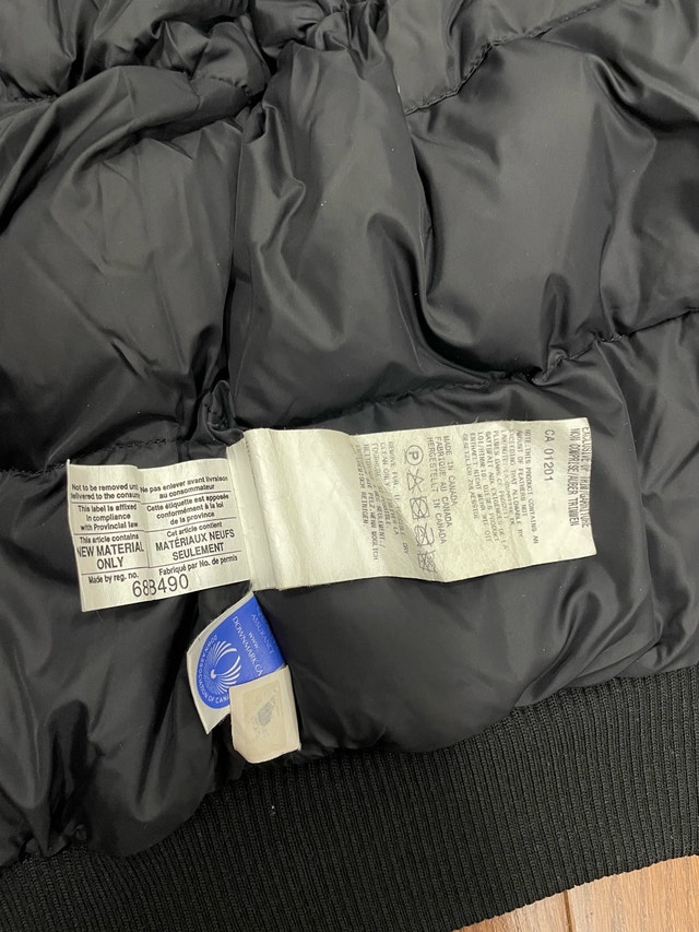 Canada Goose Chilliwack Bomber Jacket used for sale - photo 5