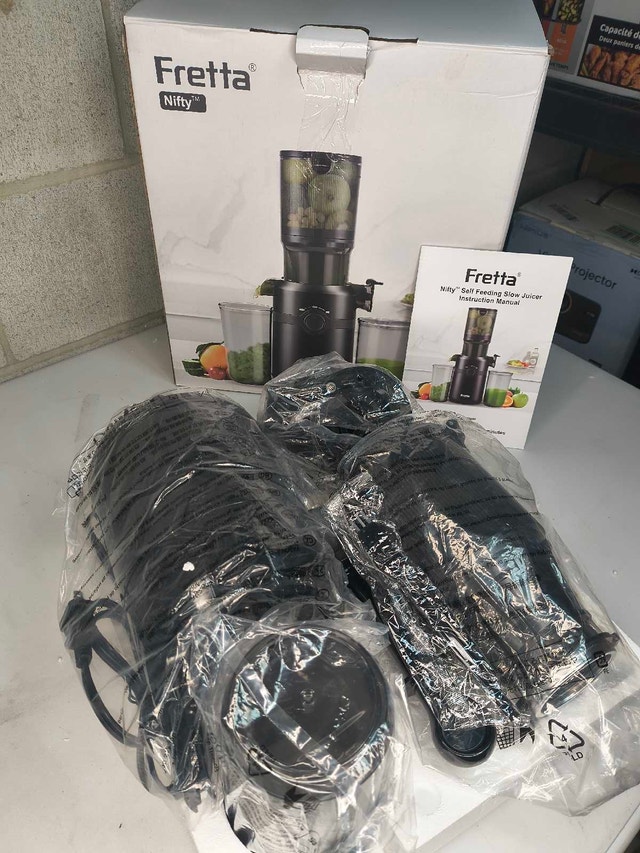 Fretta Slow Masticating Juicer – 4.25" Wide Chute, 200W - photo 3