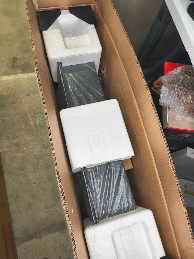 RODALFLAME 36" Electric Fireplace image indicator(3)