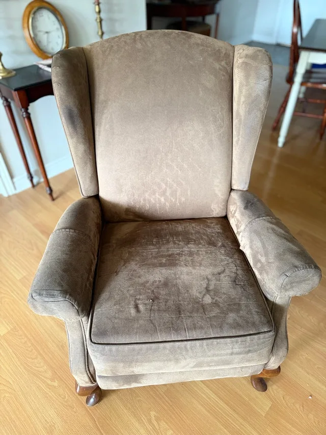 Brown Recliner image indicator(2)