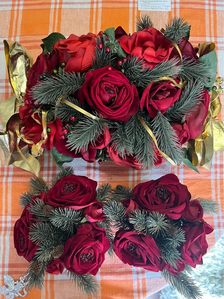 Rose Bouquet Planters - photo 4