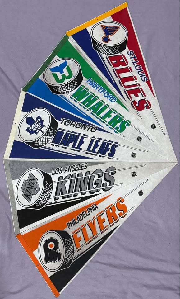 Retro NHL Pennants - photo 2