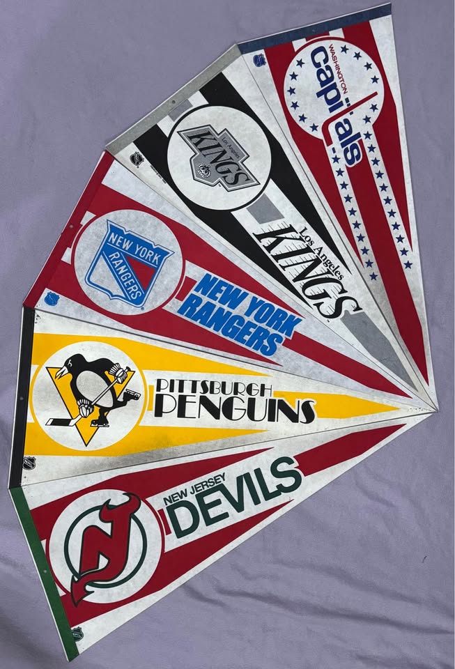 Retro NHL Pennants - photo 3