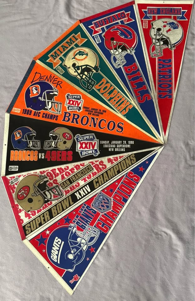 Retro NFL Pennants Full Size - photo 2