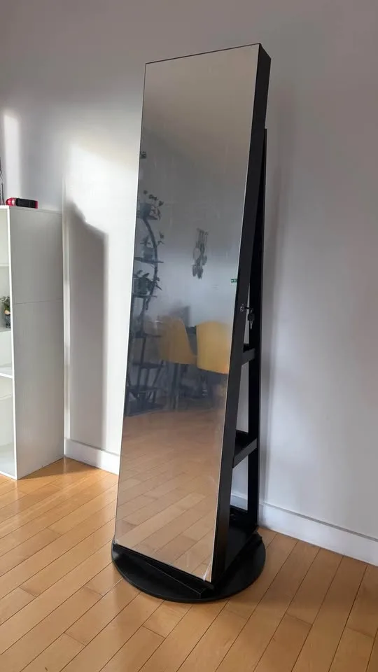 SONGMICS Jewelry Cabinet — Brand New, Assembled image indicator(7)