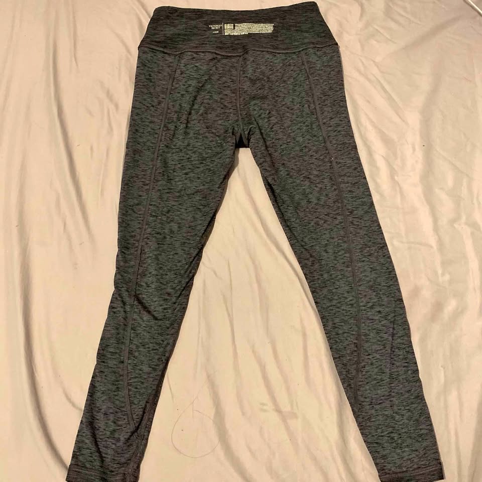 Victoria Secret Gray Capri Sport & Lounge Leggings