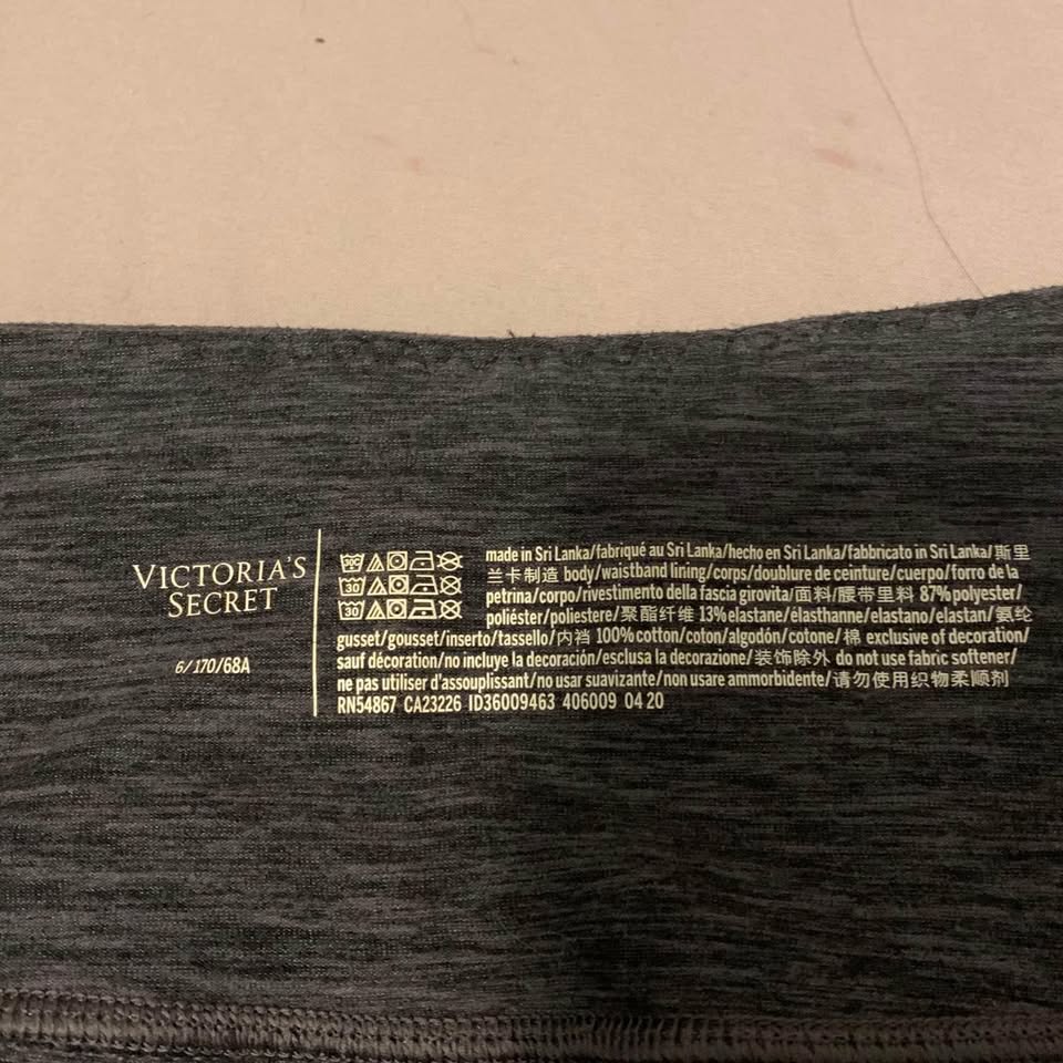 Victoria Secret Gray Capri Sport & Lounge Leggings - photo 3