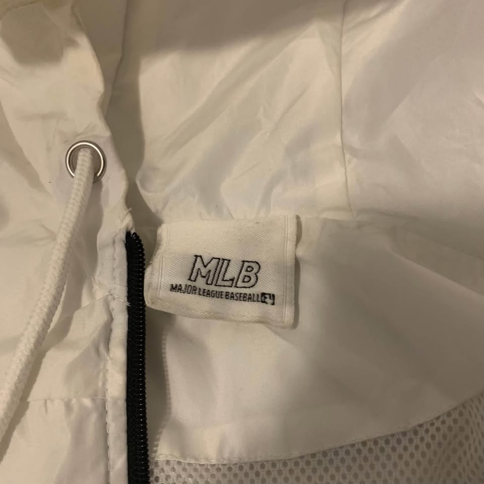 MLB NY Black and White Pattern Rain Windbreaker Jacket - photo 4