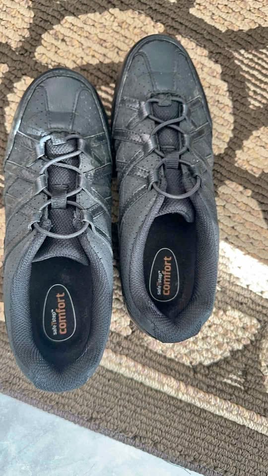 Kitchen Shoes Size 6.5 or 6