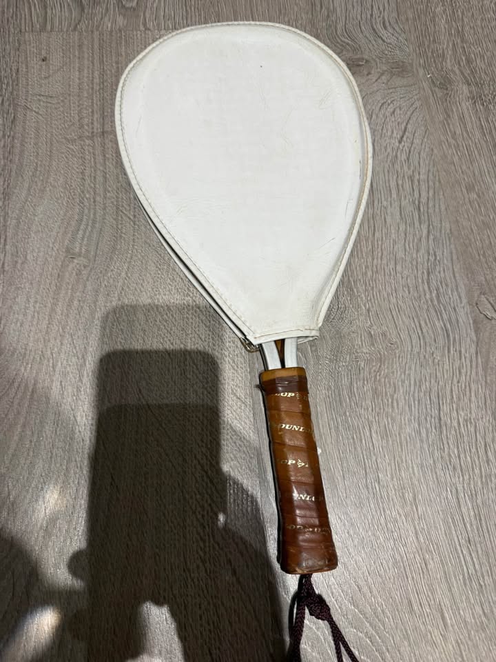 Vintage AMF Voit Impact One Racquetball Racket W/Cover - photo 2